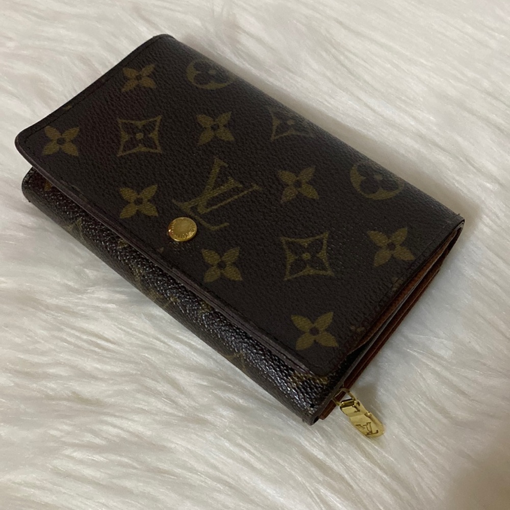Authentic Pre Loved Louis Vuitton Wallet